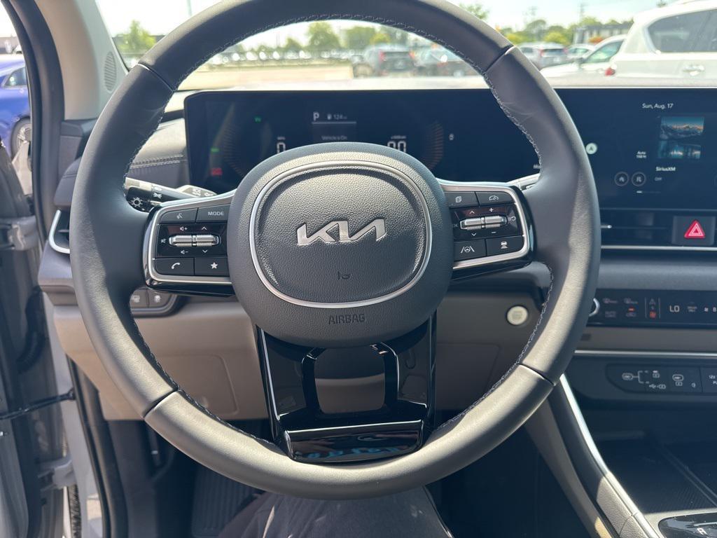 new 2026 Kia Carnival Hybrid car, priced at $43,472