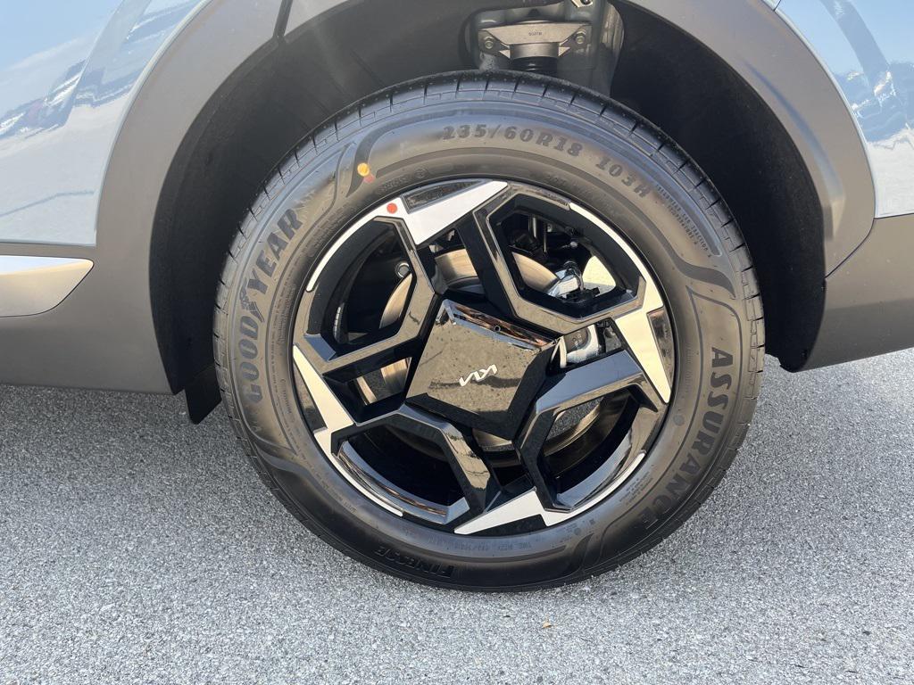 new 2026 Kia Sportage Hybrid car, priced at $36,015