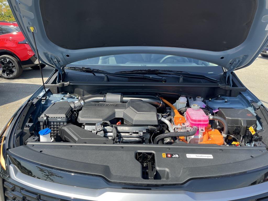 new 2026 Kia Sportage Hybrid car, priced at $36,015