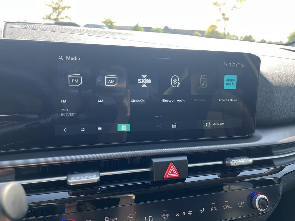 new 2026 Kia Sportage Hybrid car, priced at $36,015