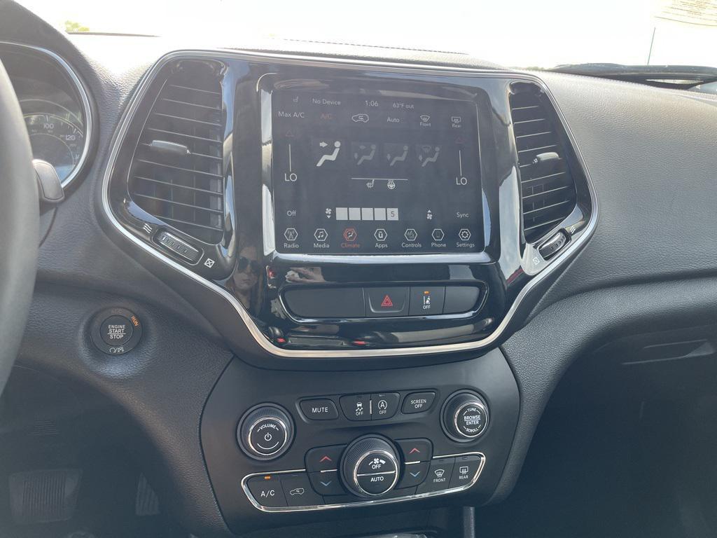 used 2022 Jeep Cherokee car, priced at $24,380