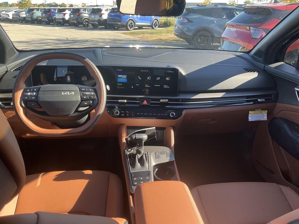 new 2026 Kia Sportage car, priced at $35,323