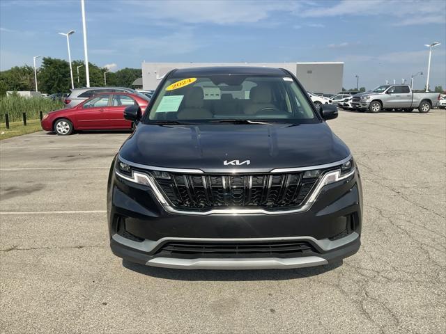 used 2024 Kia Carnival car, priced at $30,752