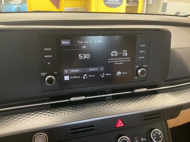 used 2024 Kia Carnival car, priced at $30,752