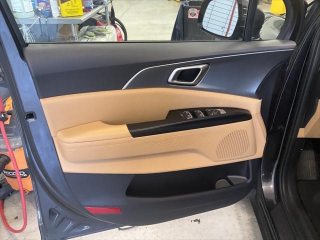 used 2024 Kia Carnival car, priced at $30,752