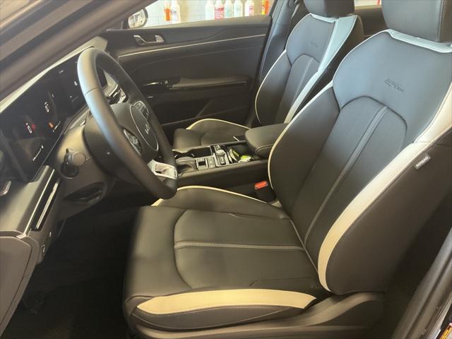 new 2025 Kia K5 car, priced at $31,894
