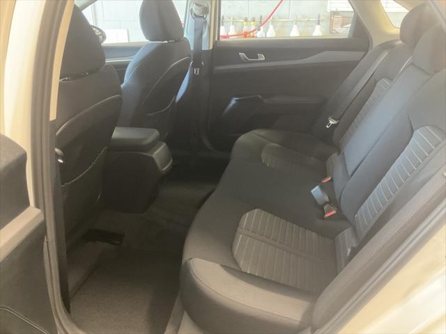 new 2025 Kia K5 car, priced at $28,464