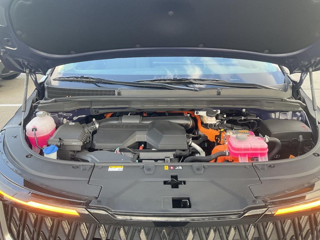 new 2026 Kia Carnival Hybrid car, priced at $40,556