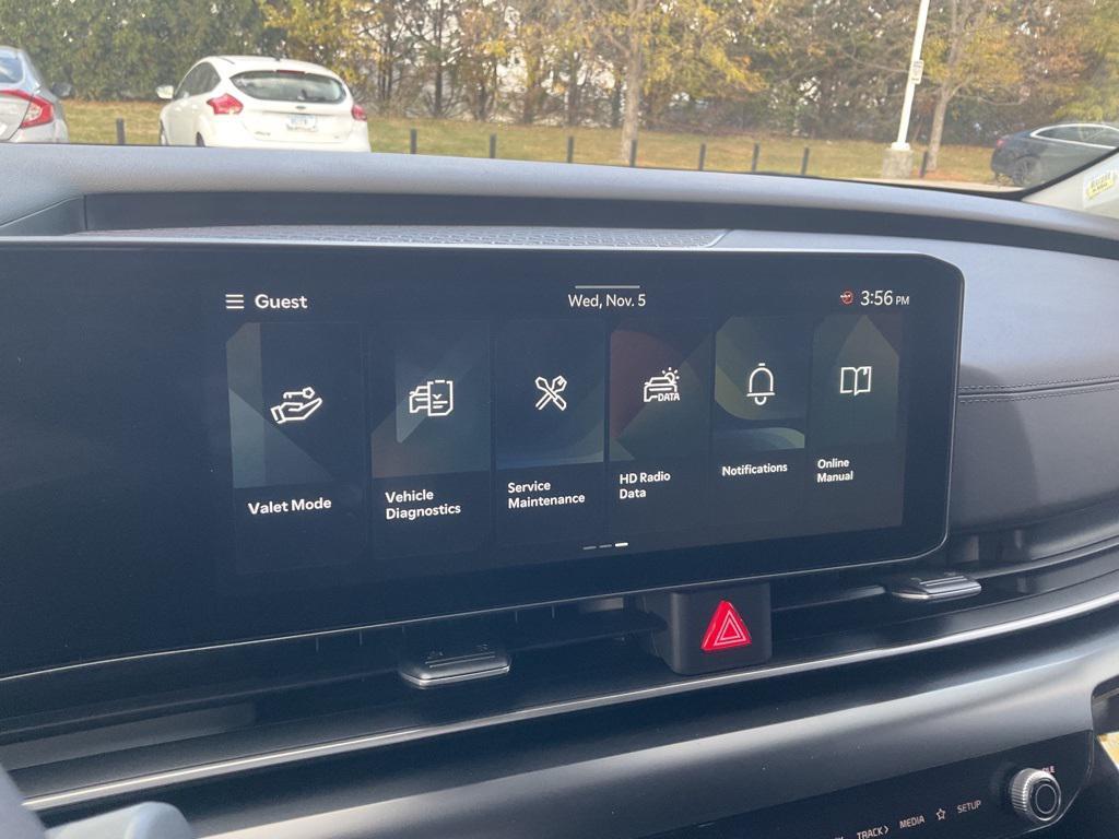 new 2026 Kia Carnival Hybrid car, priced at $40,556