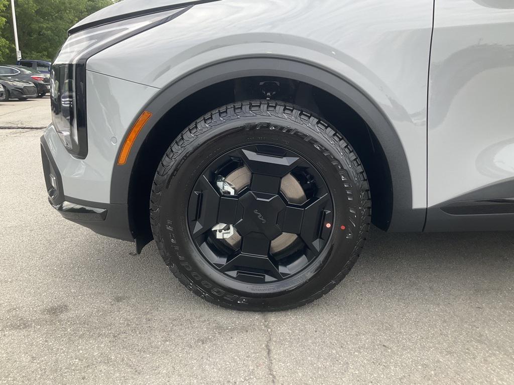new 2026 Kia Sportage car, priced at $39,672