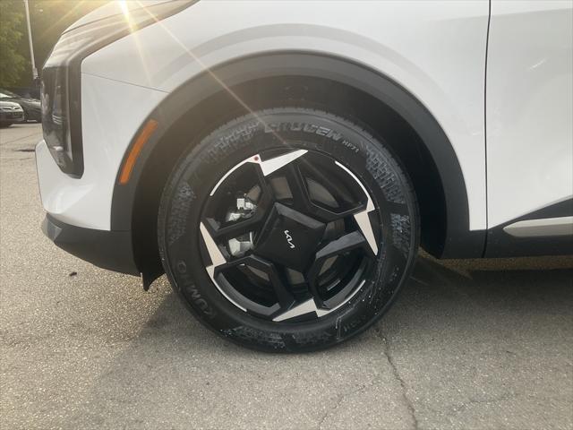 new 2026 Kia Sportage car, priced at $32,553