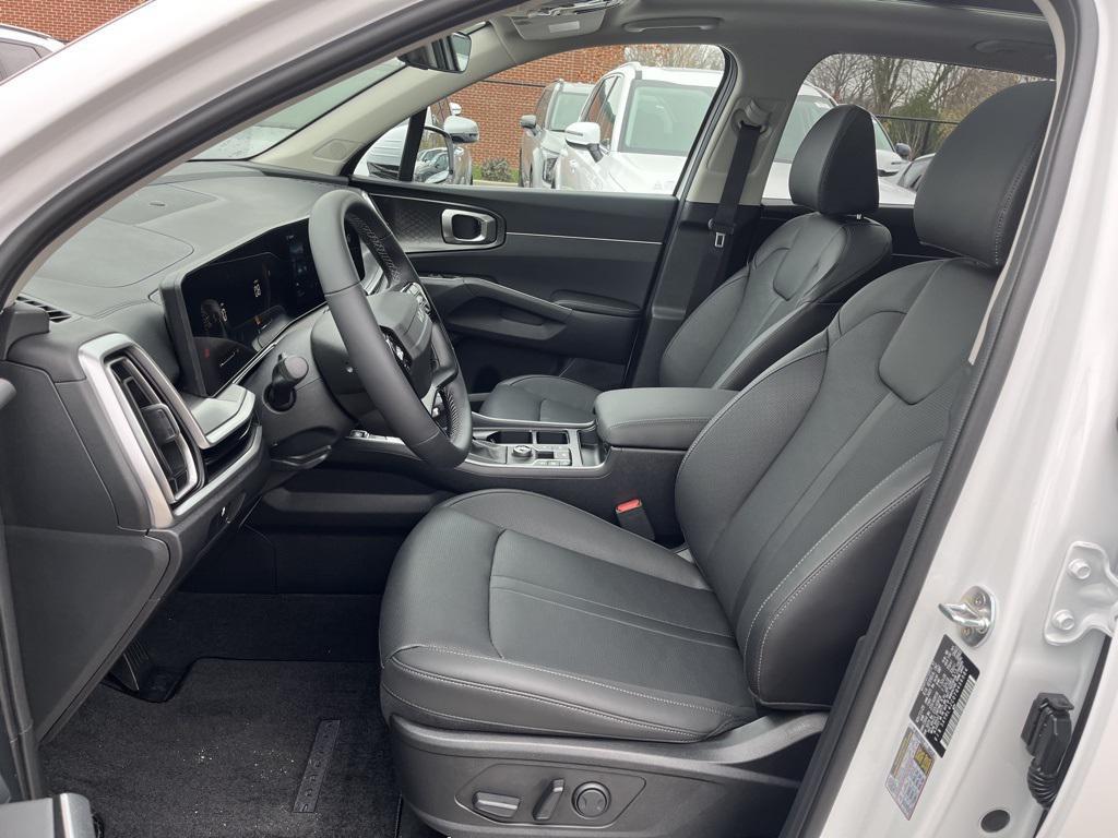 new 2026 Kia Sorento car, priced at $36,272