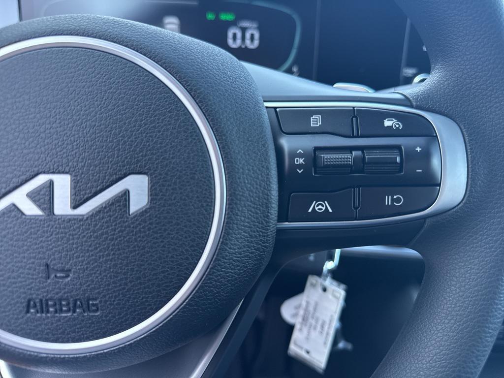 new 2025 Kia Sportage Hybrid car, priced at $28,672