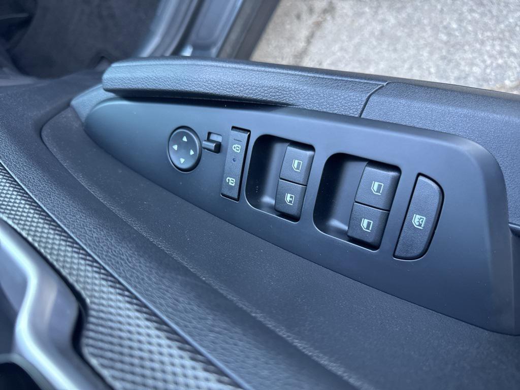 new 2025 Kia Sportage Hybrid car, priced at $28,672