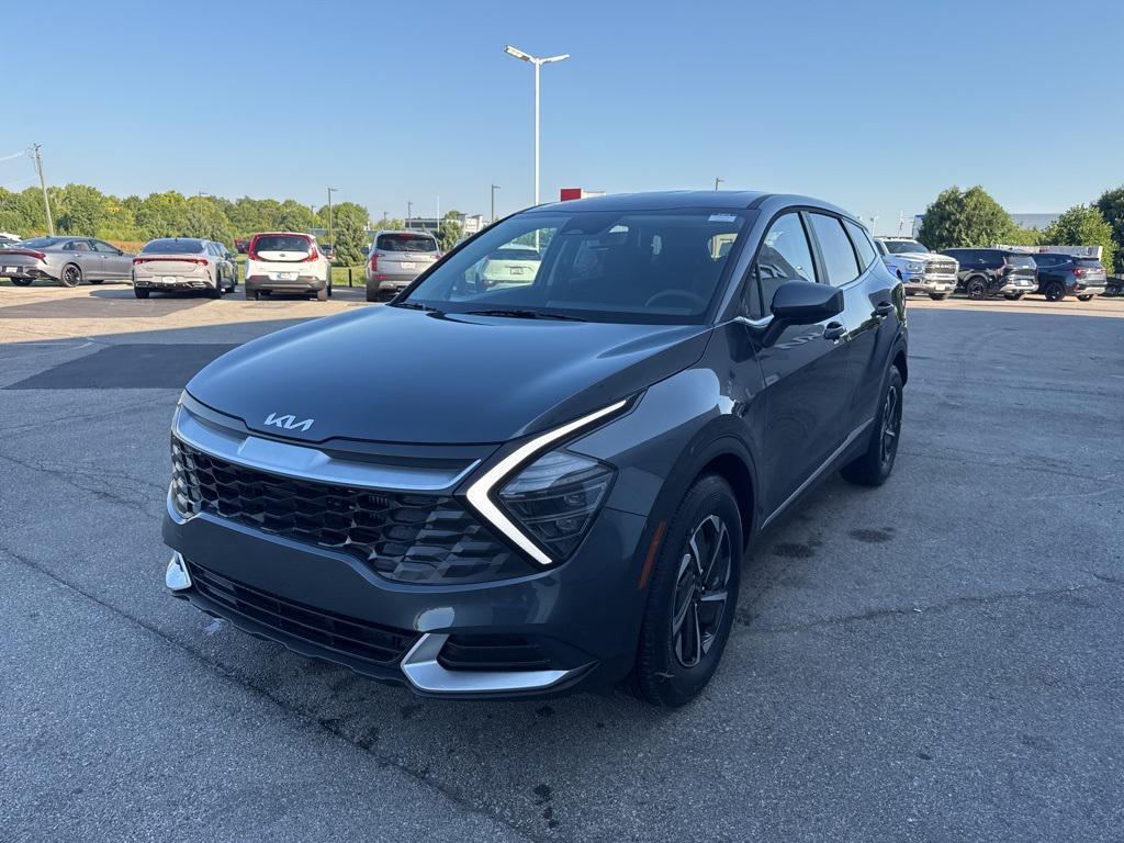 new 2025 Kia Sportage Hybrid car, priced at $28,672