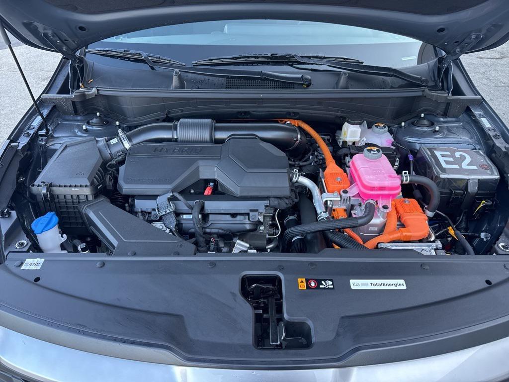 new 2025 Kia Sportage Hybrid car, priced at $28,672