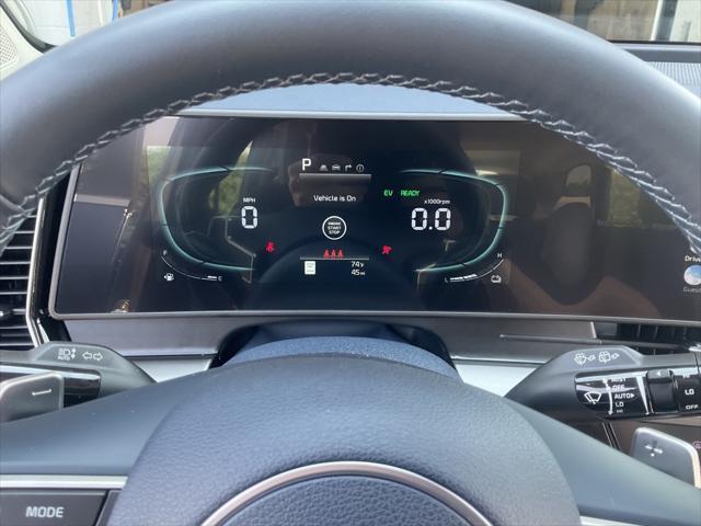 new 2025 Kia Sportage Hybrid car, priced at $34,180