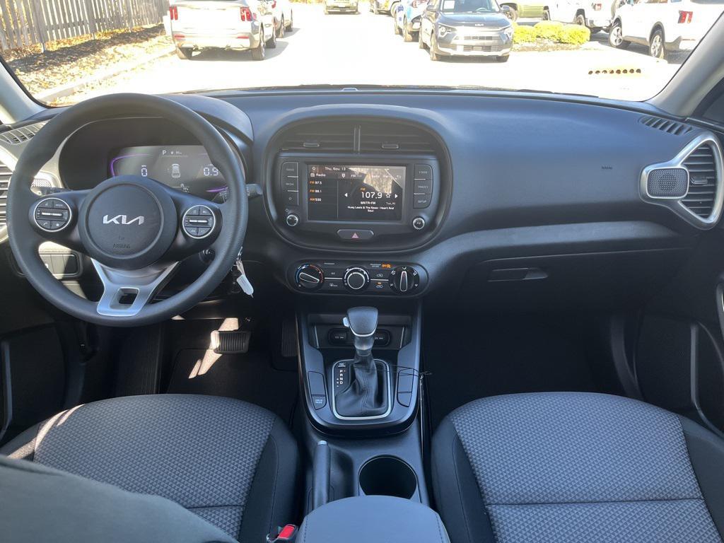 new 2025 Kia Soul car, priced at $22,011