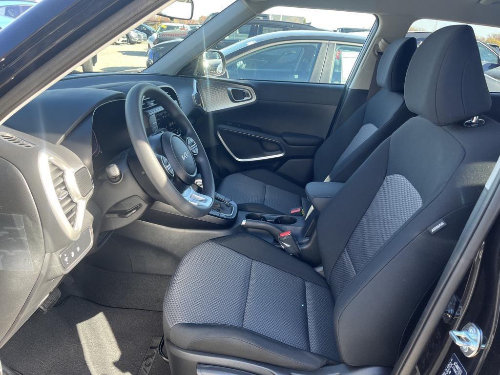 new 2025 Kia Soul car, priced at $22,011