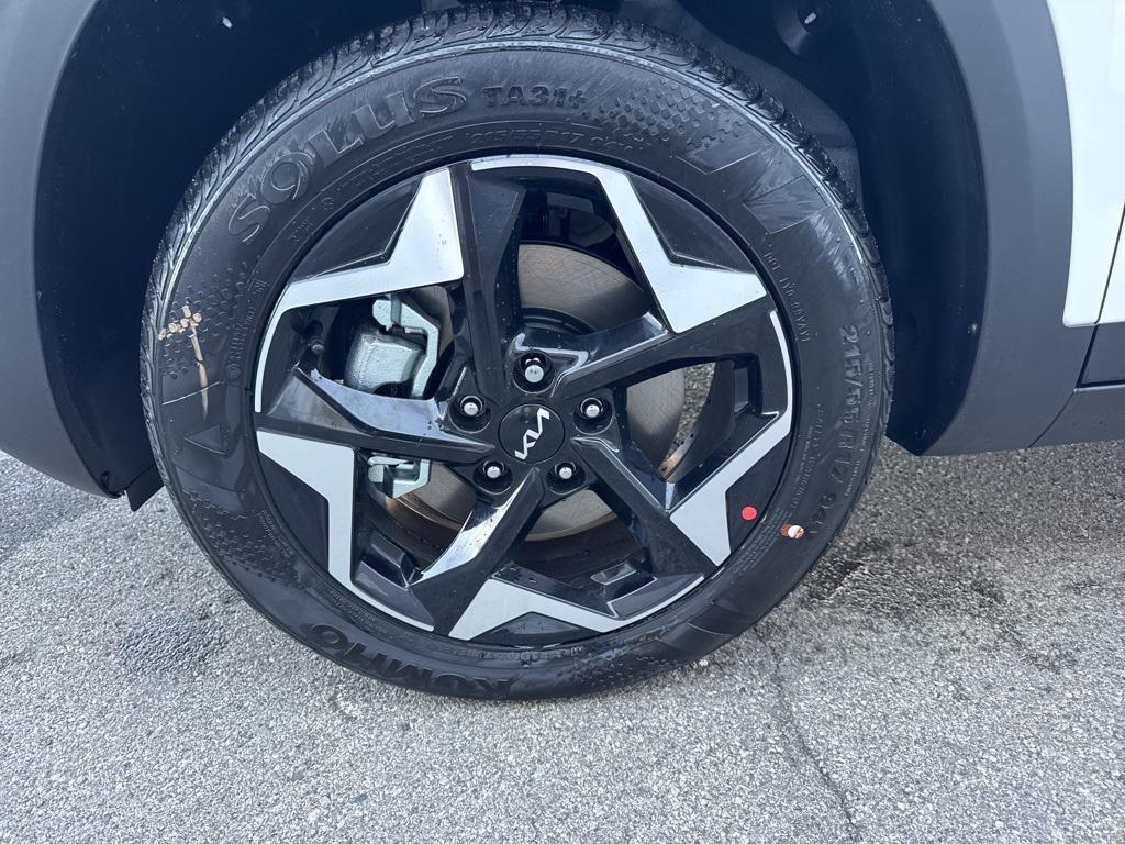 new 2026 Kia Seltos car, priced at $27,490