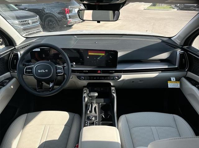 used 2025 Kia Sorento car, priced at $32,200