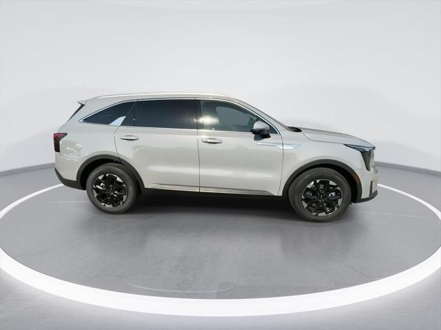used 2025 Kia Sorento car, priced at $32,200