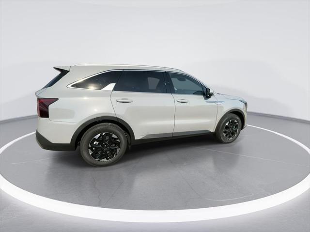 used 2025 Kia Sorento car, priced at $32,200