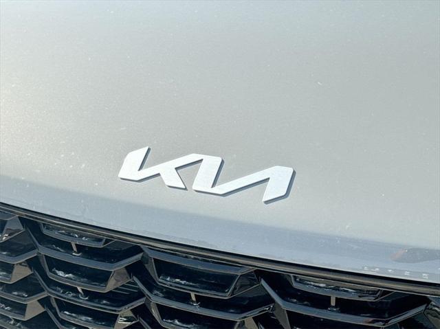 used 2025 Kia Sorento car, priced at $32,200