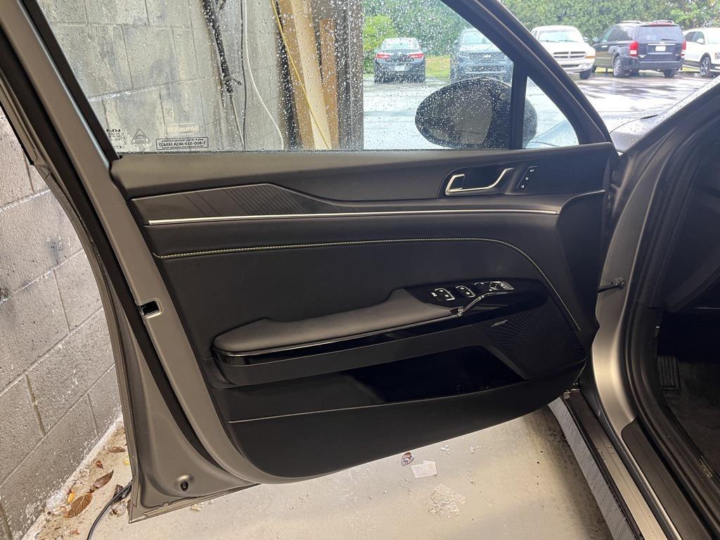 new 2026 Kia K5 car, priced at $38,223