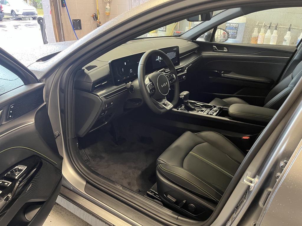 new 2026 Kia K5 car, priced at $38,223