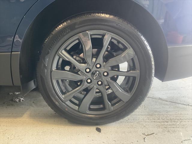used 2023 Chevrolet Equinox car, priced at $27,556