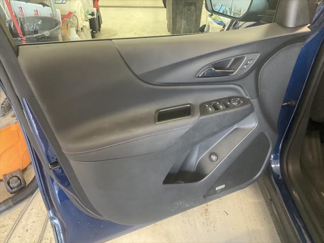 used 2023 Chevrolet Equinox car, priced at $27,556