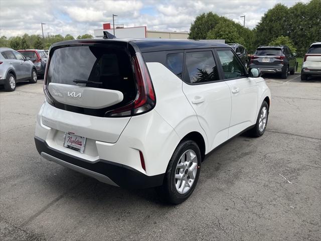 new 2025 Kia Soul car, priced at $23,858