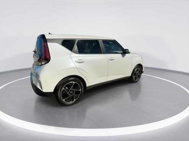 new 2025 Kia Soul car, priced at $24,411