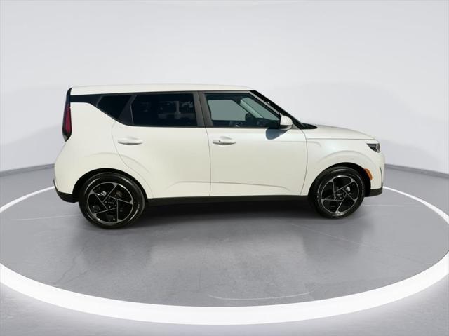 new 2025 Kia Soul car, priced at $24,411