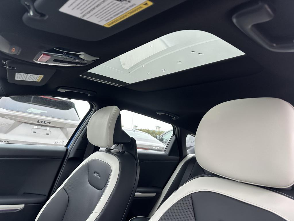 new 2025 Kia K4 car, priced at $29,626