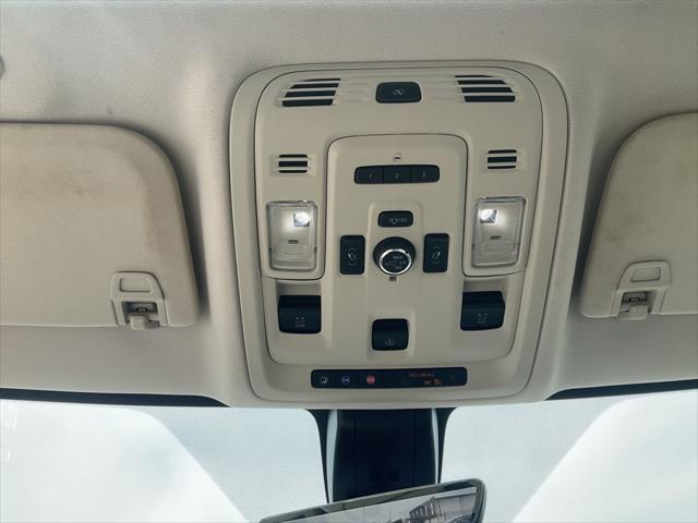 used 2021 GMC Yukon XL car, priced at $42,800