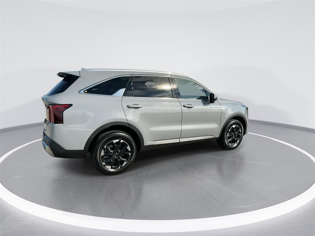 used 2025 Kia Sorento car, priced at $33,810