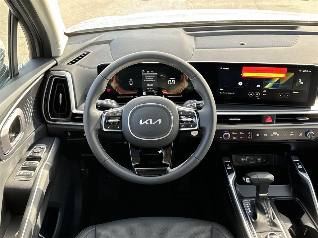 used 2025 Kia Sorento car, priced at $33,810