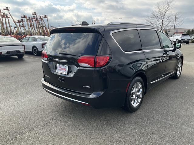 used 2017 Chrysler Pacifica car, priced at $18,460