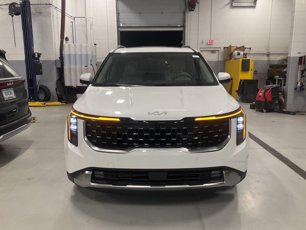 new 2026 Kia Carnival Hybrid car, priced at $47,771