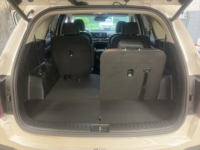 new 2025 Kia Sorento Hybrid car, priced at $40,826