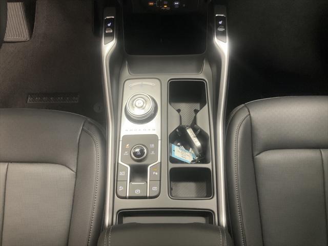 new 2025 Kia Sorento Hybrid car, priced at $40,826