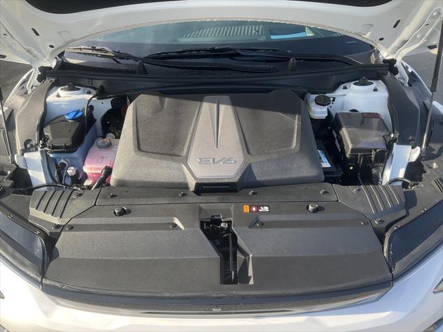 new 2025 Kia EV6 car, priced at $58,370