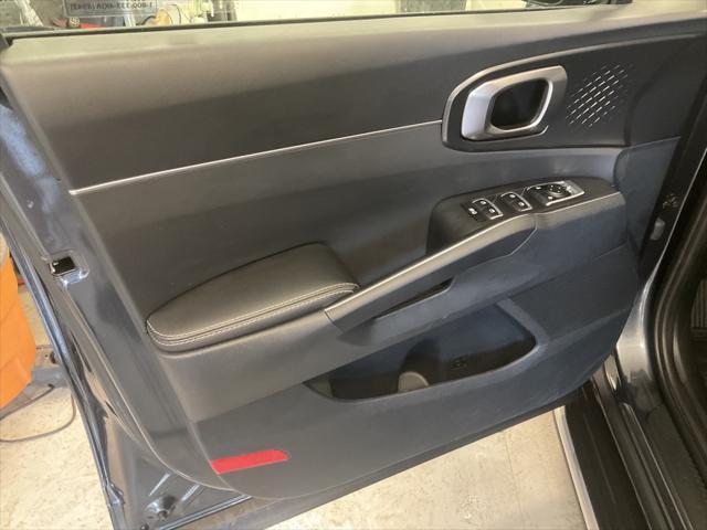 used 2023 Kia Sorento car, priced at $27,470