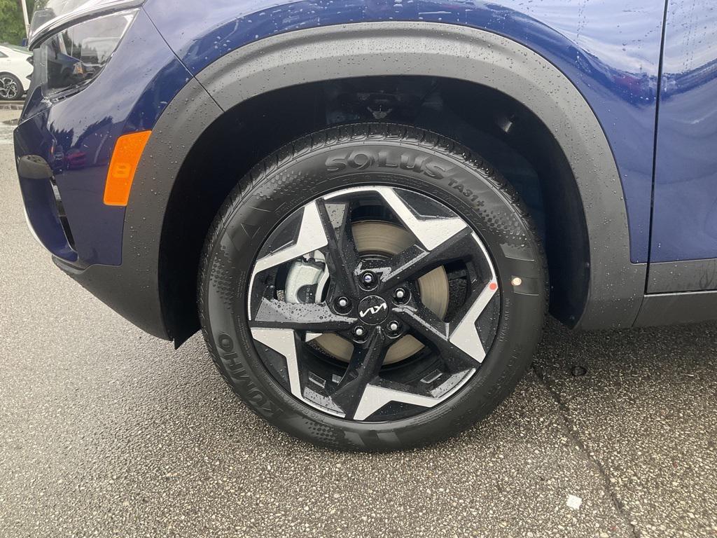 new 2025 Kia Seltos car, priced at $27,412