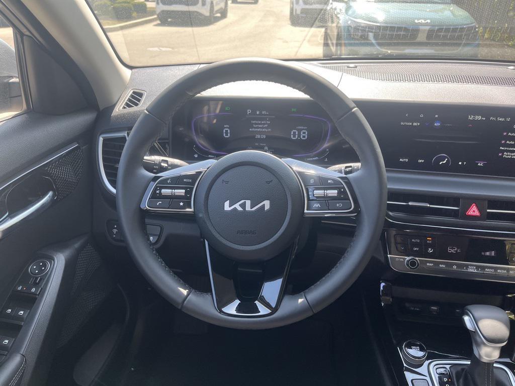 new 2026 Kia Seltos car, priced at $27,051