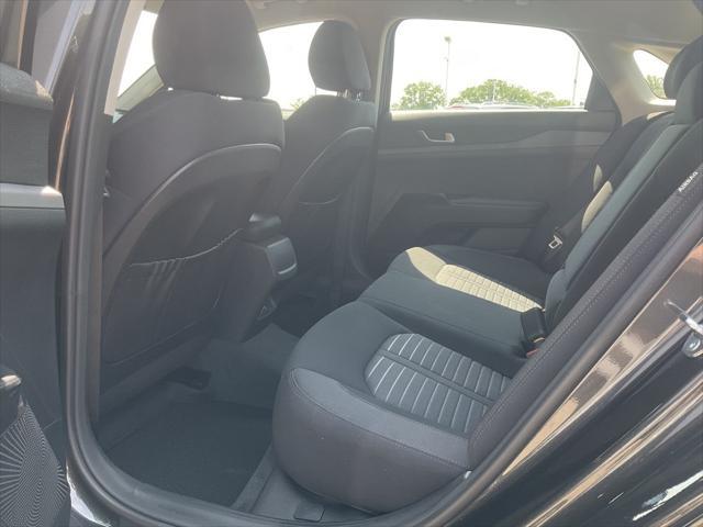 new 2025 Kia K5 car, priced at $27,979