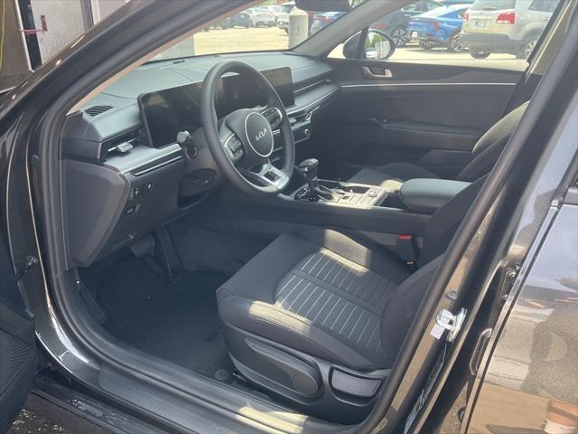 new 2025 Kia K5 car, priced at $27,979