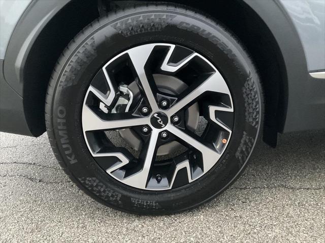 used 2025 Kia Sportage car, priced at $28,001